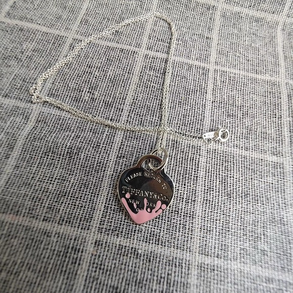 Tiffany & Co TiffanyReturn to Heartcolorful ink-splashed...